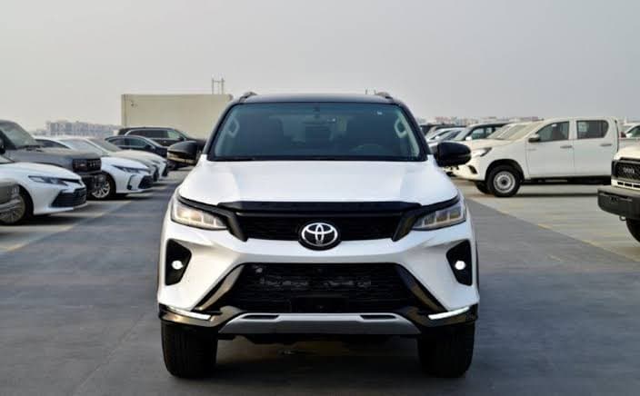 2023 Toyota Fortuner 2025
